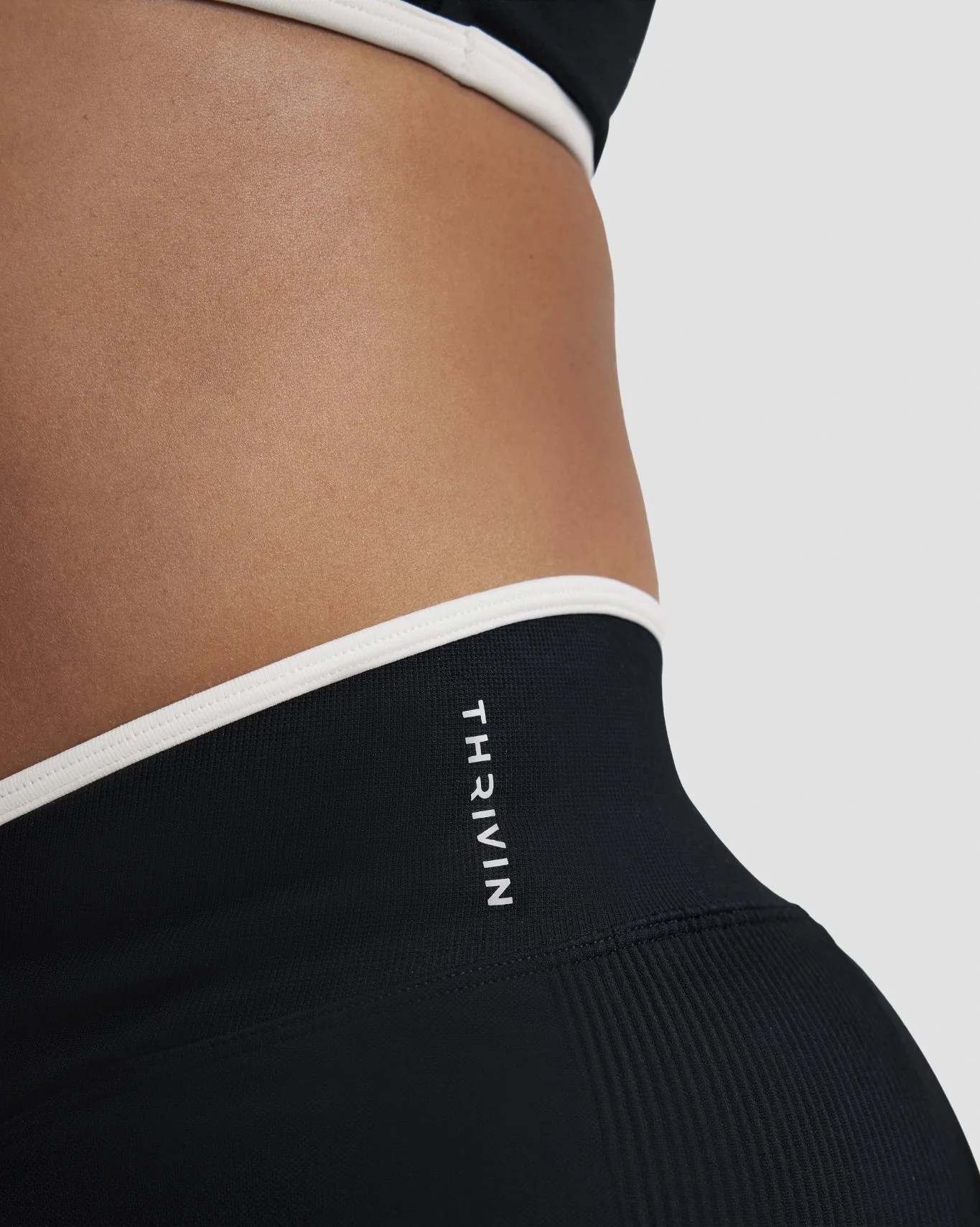Elevate™ Outline V High Waist Leggings | Night Black - Image 6